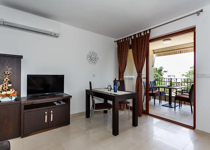 Villa Aria