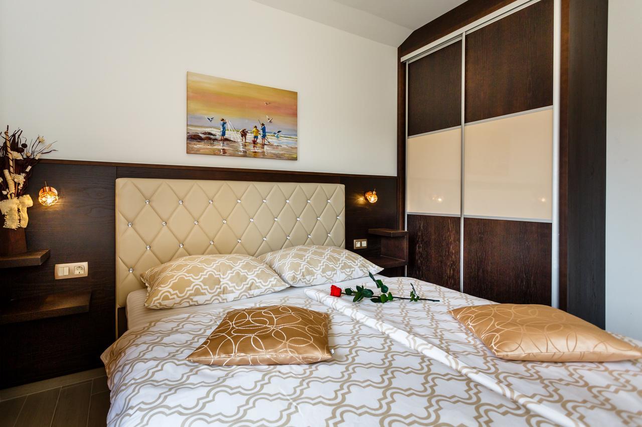 Aria Apartment